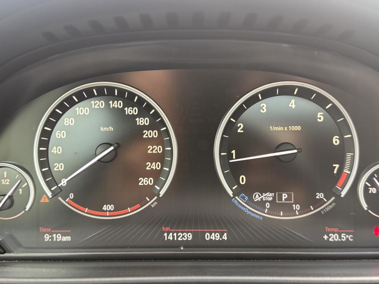 2014 BMW 5-Series 528i xDrive Photo