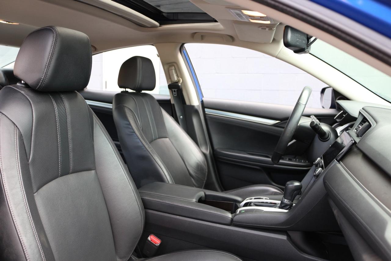 2018 Honda Civic TOURING - ACC/ LANE ASSIST Photo