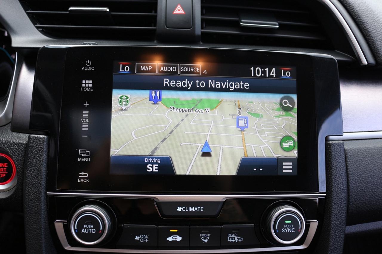 2018 Honda Civic TOURING - ACC/ LANE ASSIST Photo
