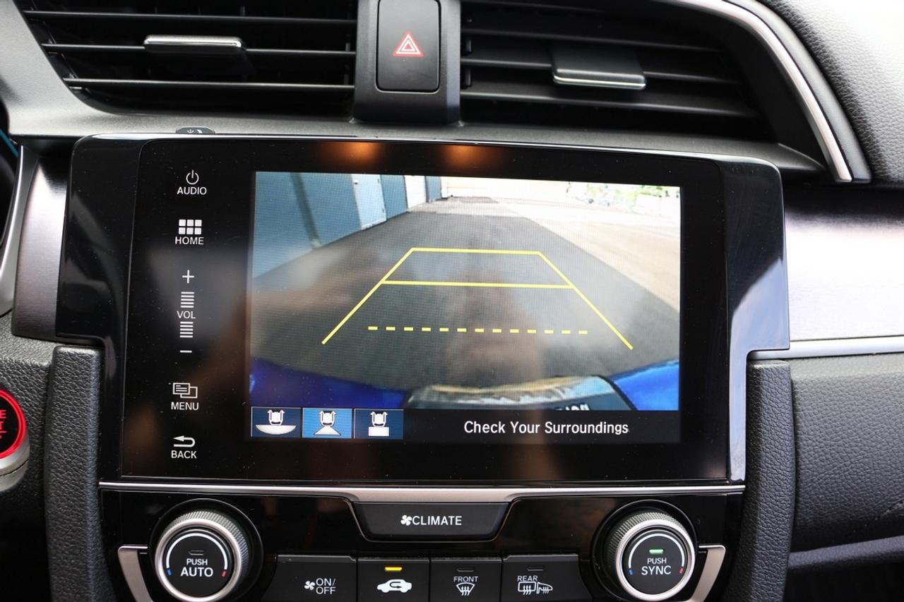 2018 Honda Civic TOURING - ACC/ LANE ASSIST Photo