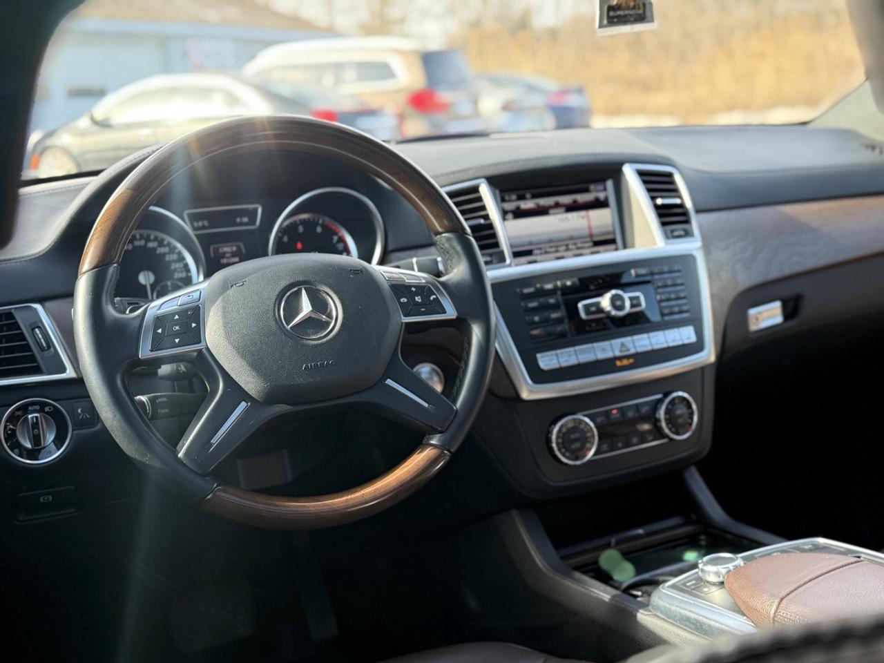2014 Mercedes-Benz GL-Class GL550 Photo