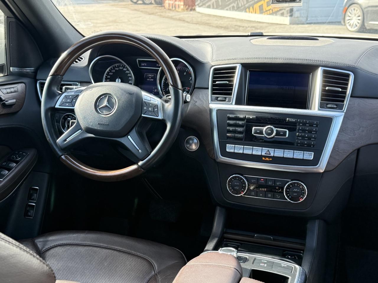 2014 Mercedes-Benz GL-Class GL550 Photo