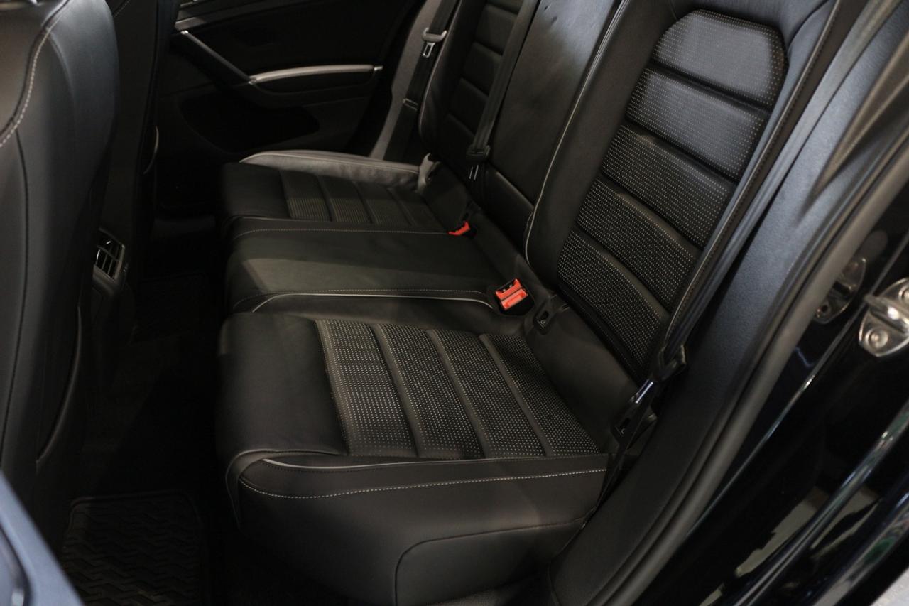 2019 Volkswagen Golf R DSG AWD-CLEAN CARFAX DEALER SERVICED Photo