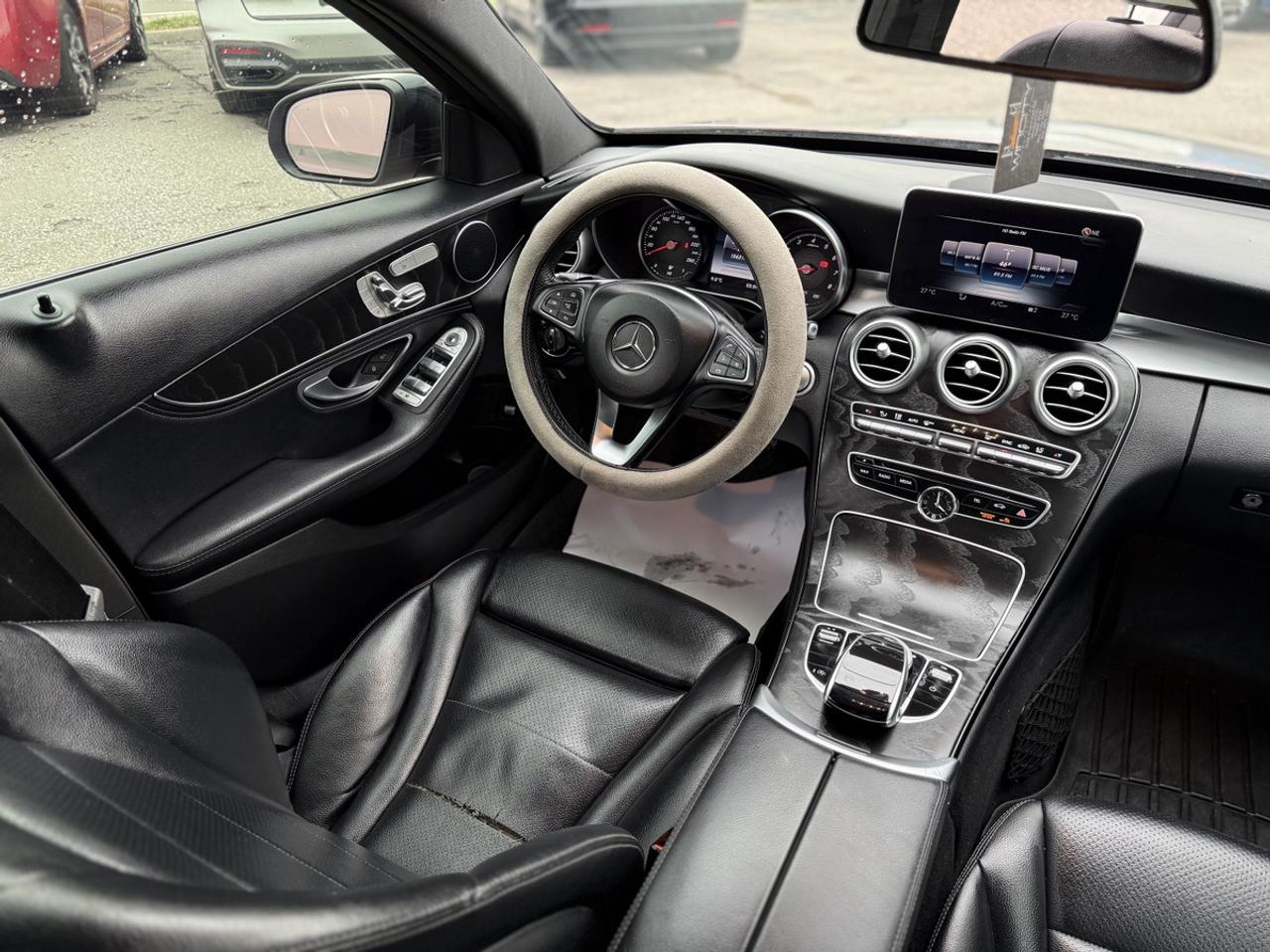 2016 Mercedes-Benz C-Class C300 Photo