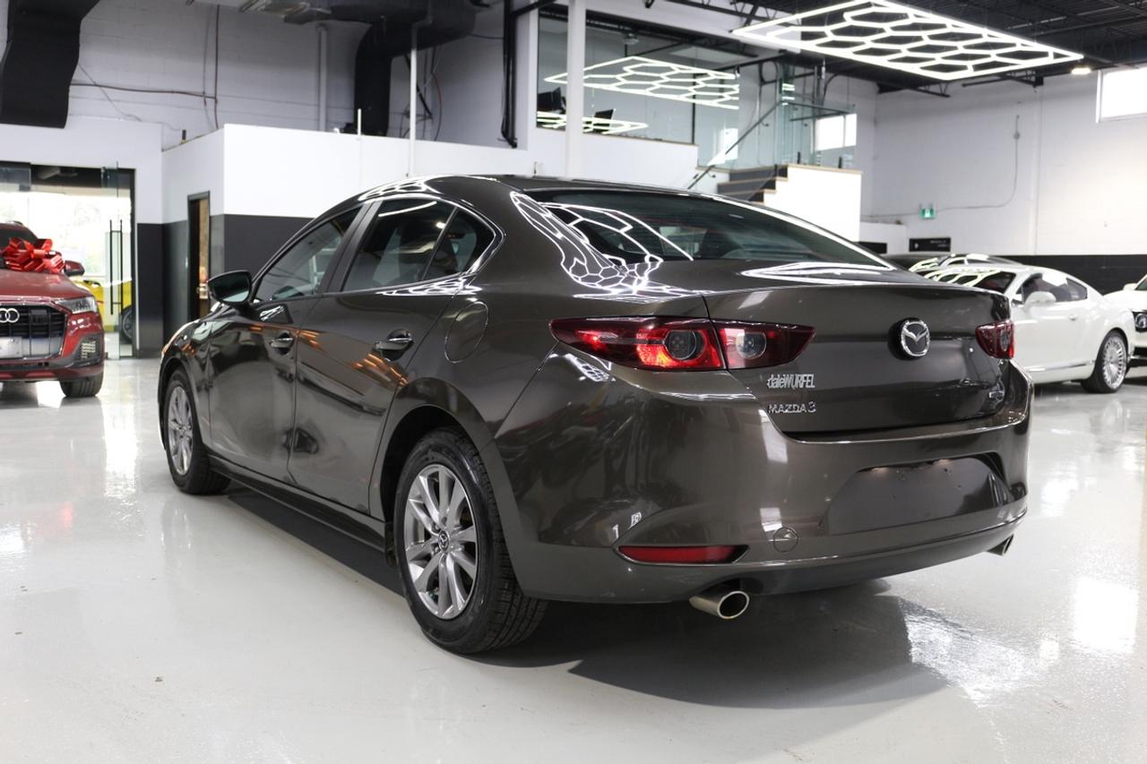 2019 Mazda MAZDA3 GS - LEATHER  CLEAN CARFAX ACCIDENT FREE Photo