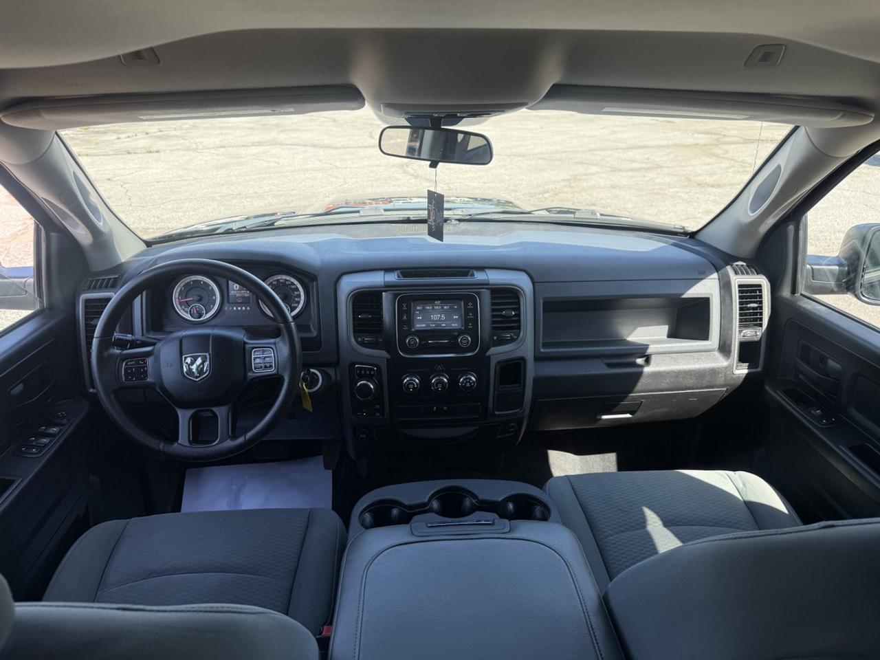 2017 RAM 1500 TRADESMAN Photo