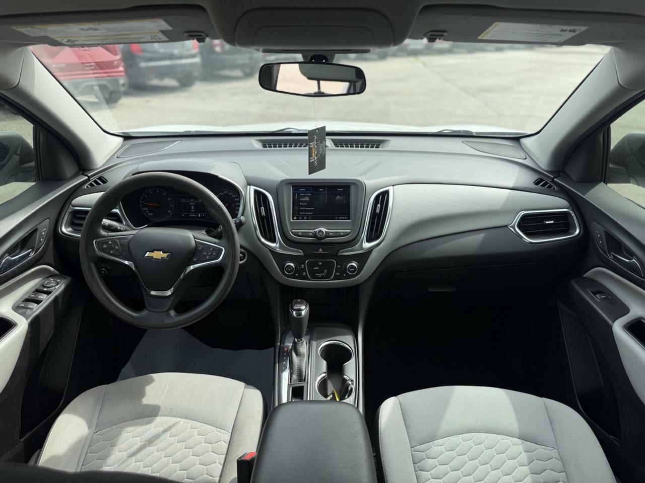 2019 Chevrolet Equinox LS Photo