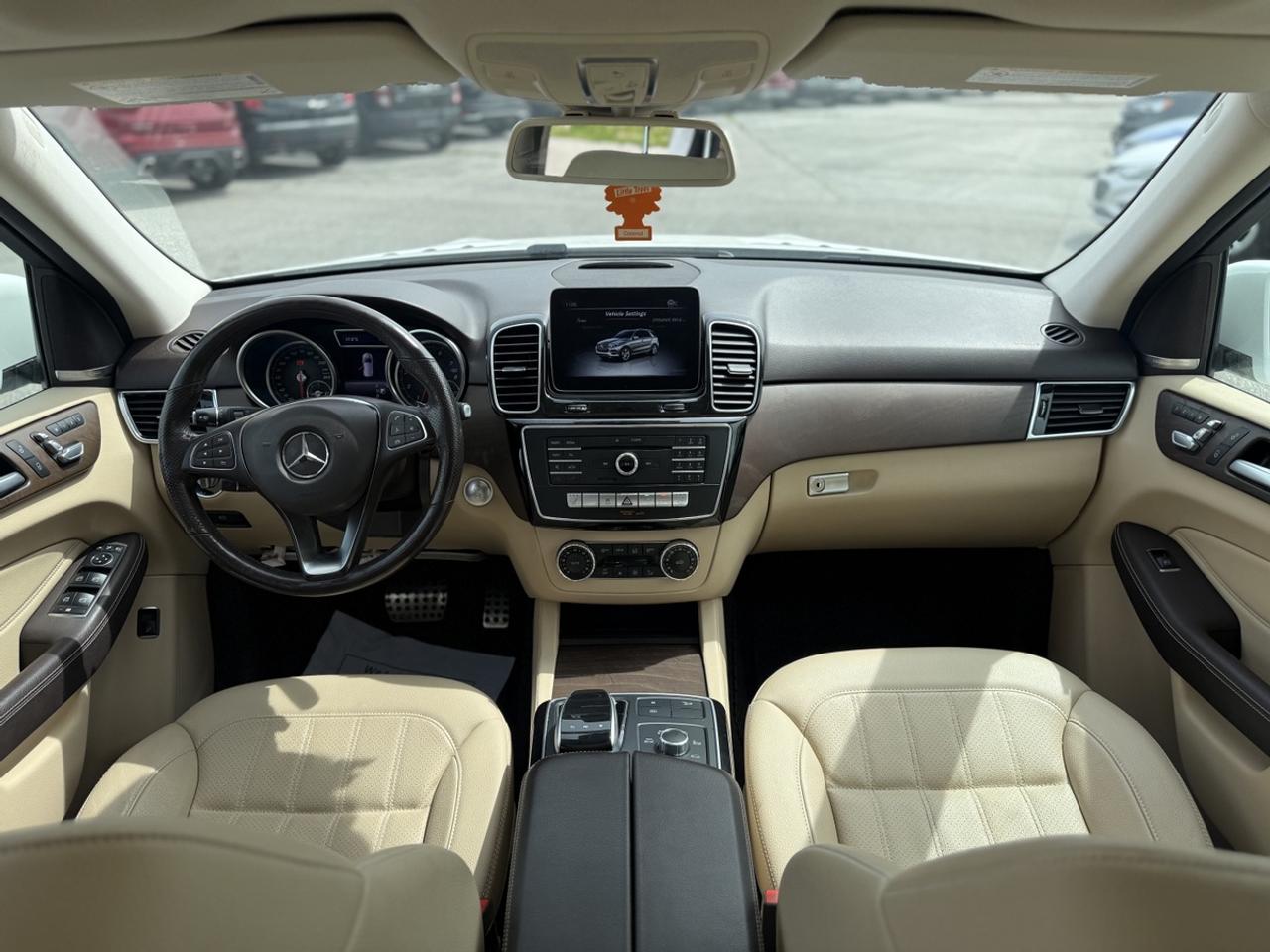 2018 Mercedes-Benz GLE-Class GLE400 Photo