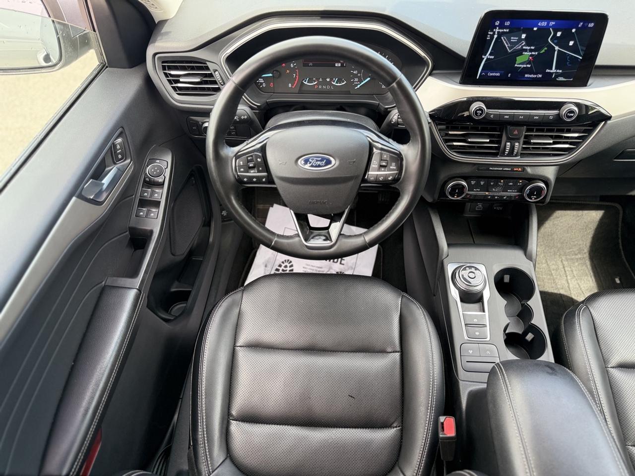 2022 Ford Escape SEL Photo