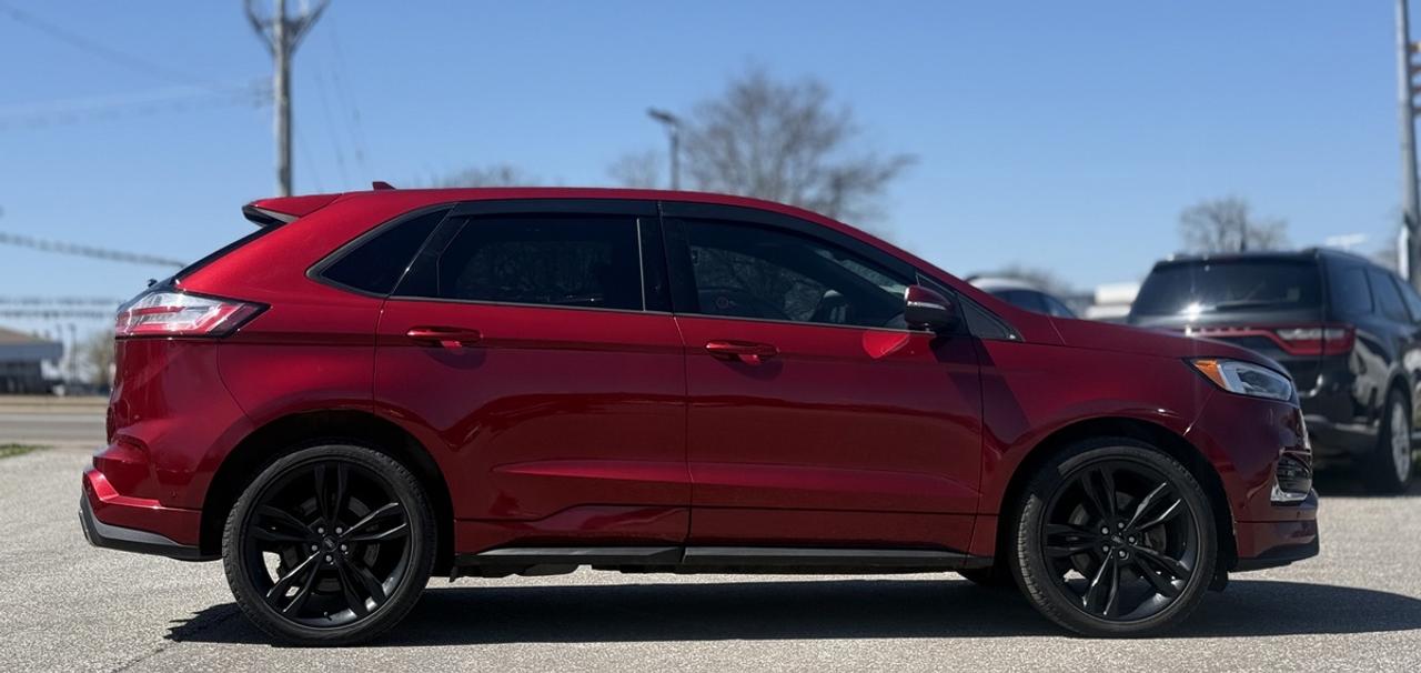 2019 Ford Edge ST Photo