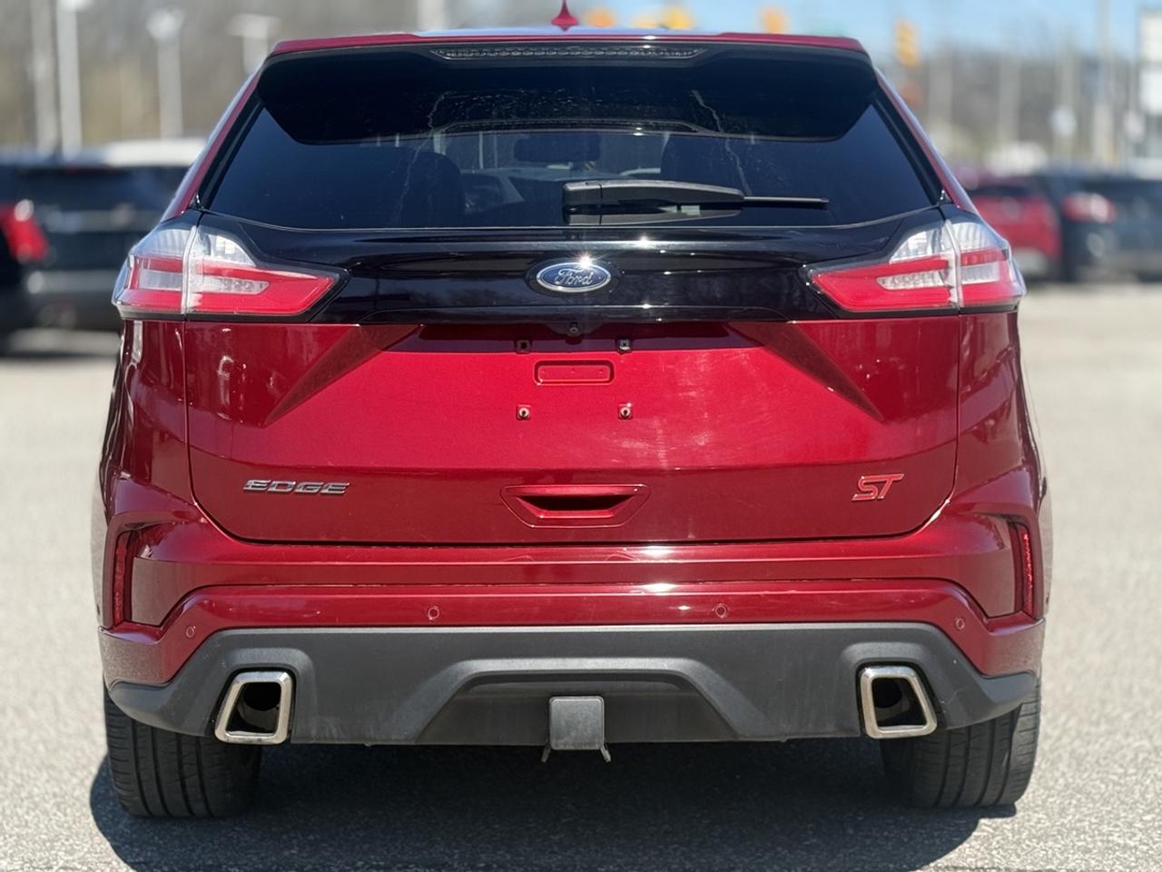 2019 Ford Edge ST Photo