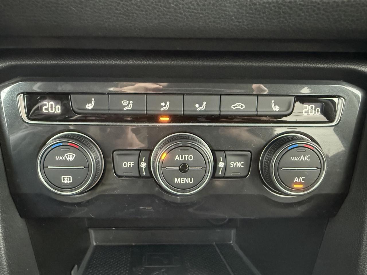 2021 Volkswagen Tiguan COMFORTLINE 4MOTION AWD - NAVI - LEATHER - R.CAM! Photo