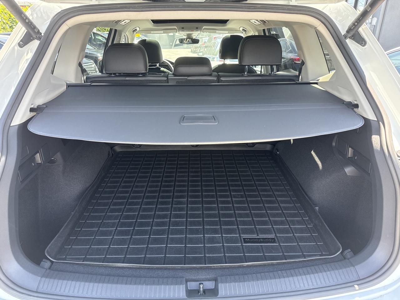 2022 Volkswagen Tiguan COMFORTLINE 4MOTION AWD - PANO ROOF - LEATHER! Photo