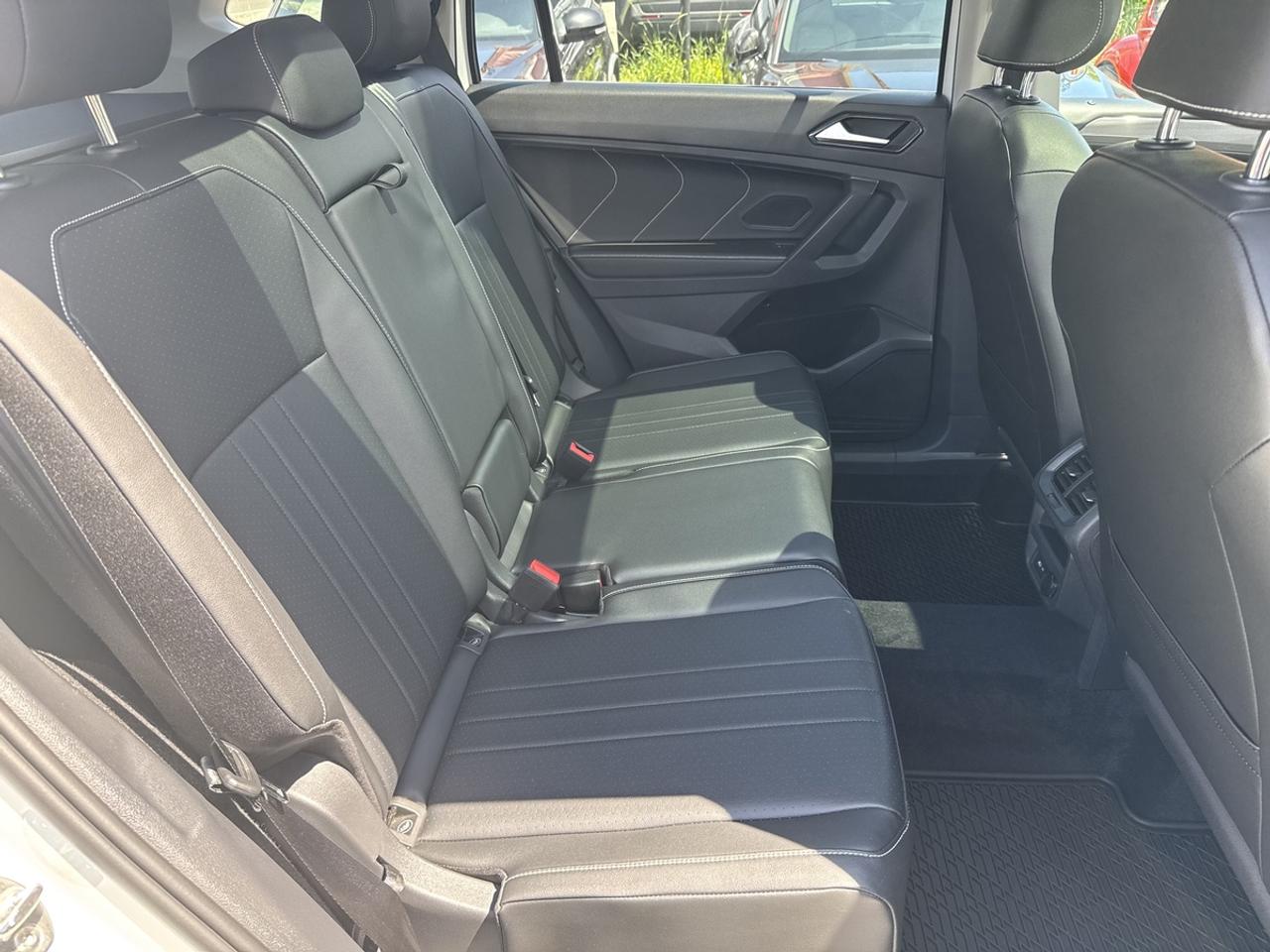 2022 Volkswagen Tiguan COMFORTLINE 4MOTION AWD - PANO ROOF - LEATHER! Photo
