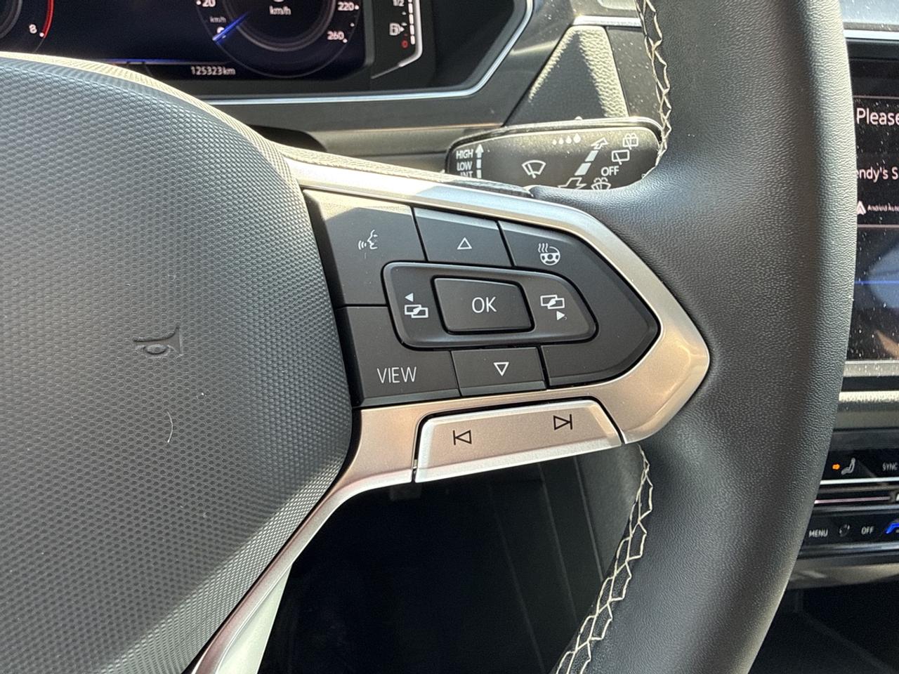 2022 Volkswagen Tiguan COMFORTLINE 4MOTION AWD - PANO ROOF - LEATHER! Photo