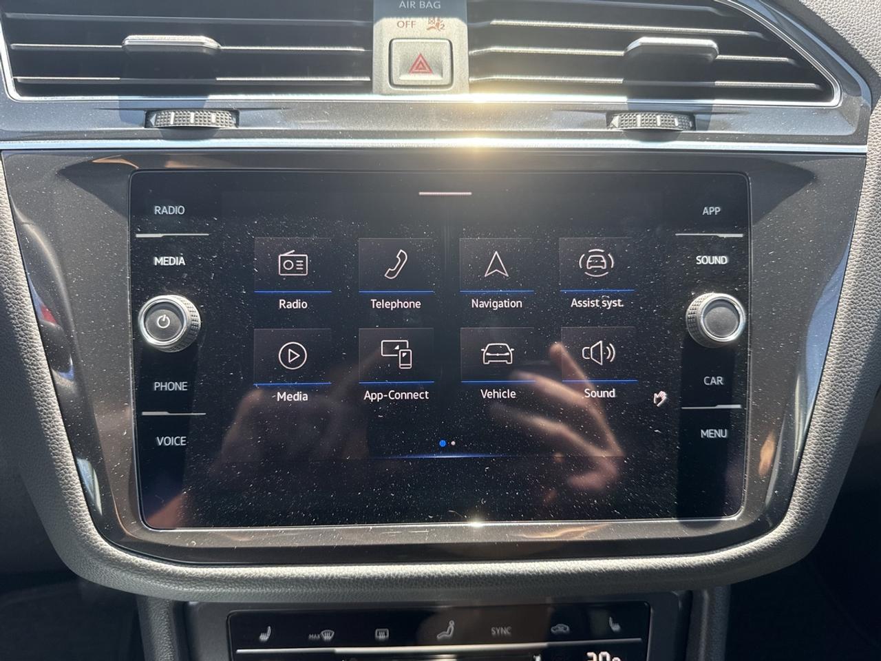 2022 Volkswagen Tiguan COMFORTLINE 4MOTION AWD - PANO ROOF - LEATHER! Photo