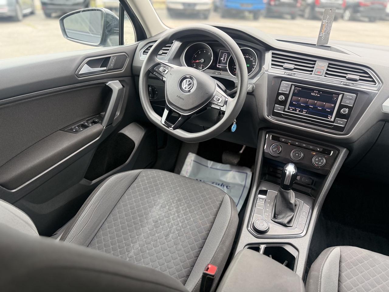 2019 Volkswagen Tiguan S Photo