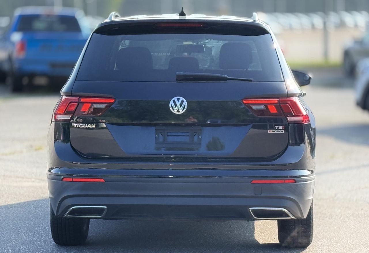 2018 Volkswagen Tiguan S Photo