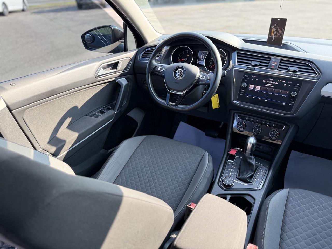2018 Volkswagen Tiguan S Photo