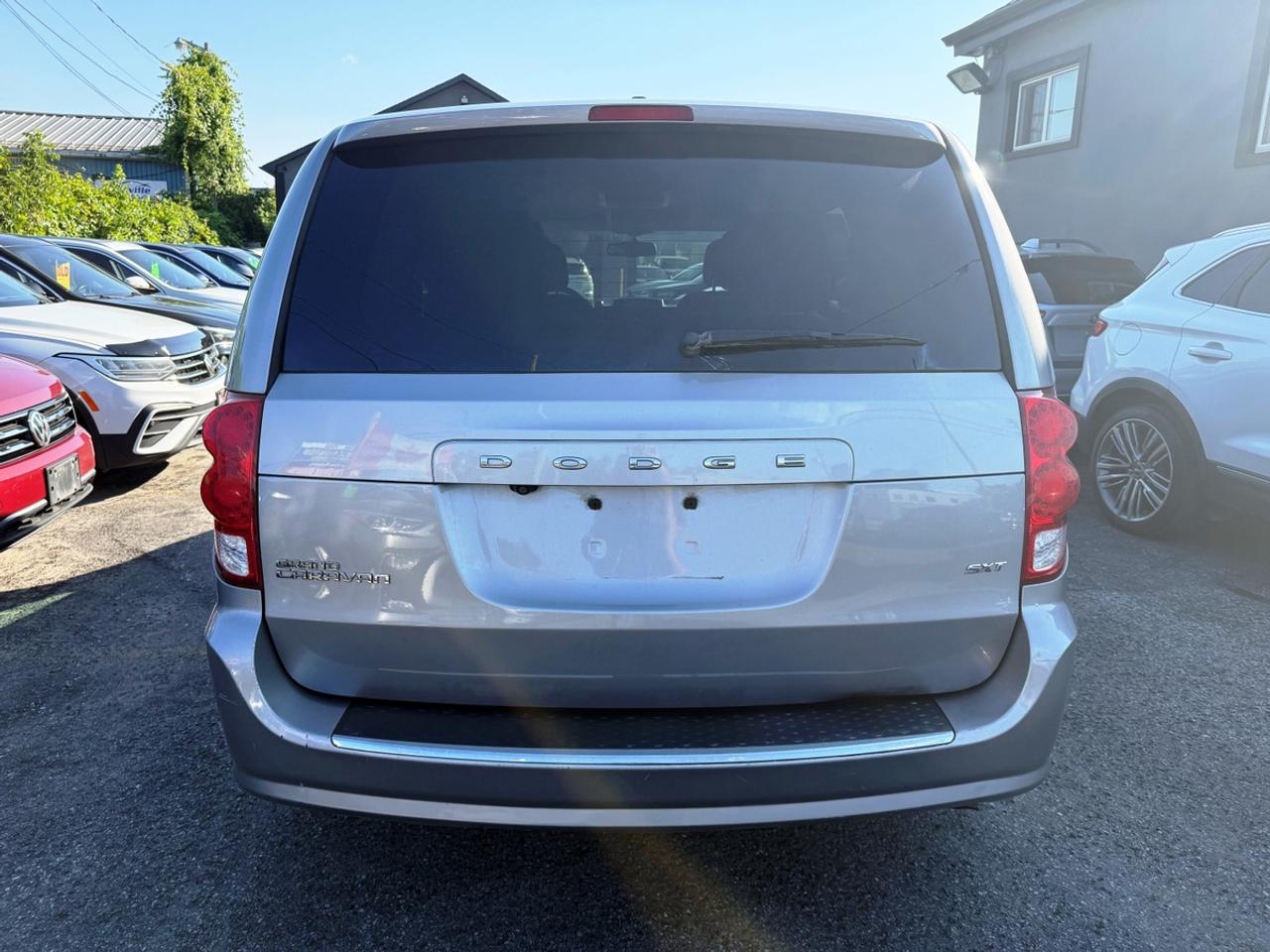 2017 Dodge Grand Caravan SXT - 7 PASSENGER - REAR DVD - R.CAM - RUST PROOFE Photo