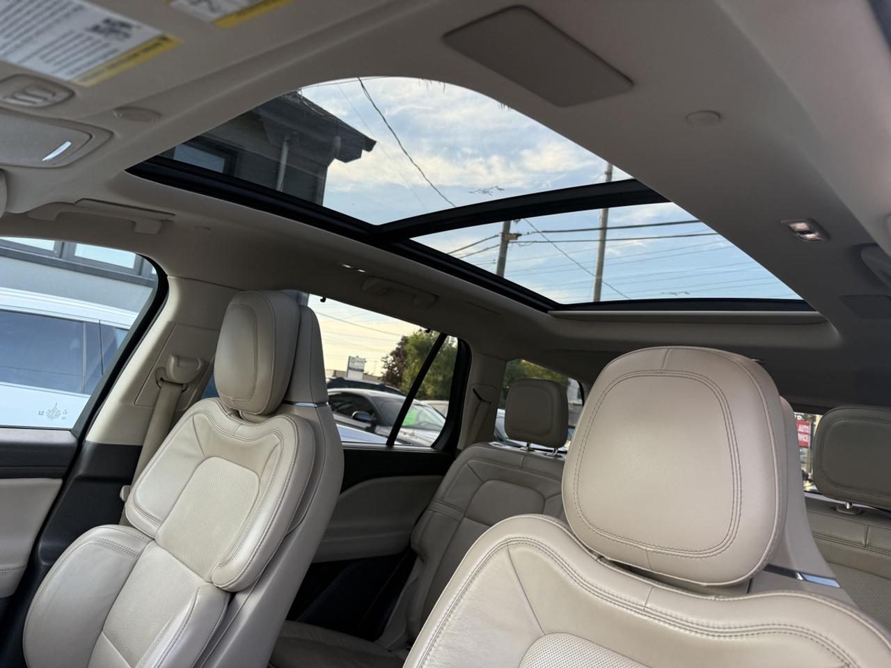 2021 Lincoln Aviator GRAND TOURING AWD - PLUG-IN HYBRID - NAVI - PANO! Photo