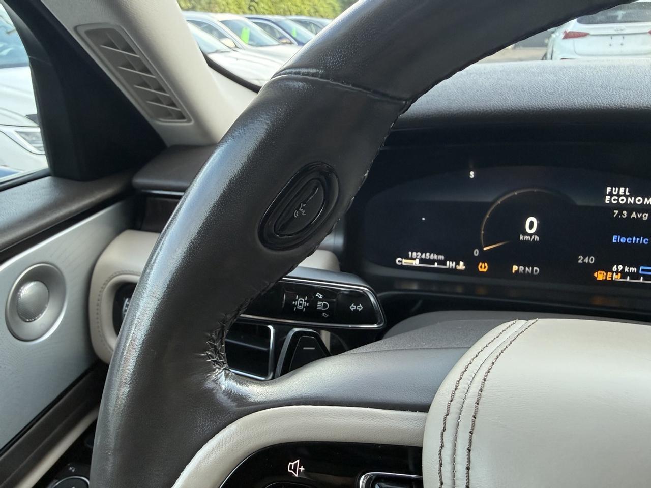 2021 Lincoln Aviator GRAND TOURING AWD - PLUG-IN HYBRID - NAVI - PANO! Photo