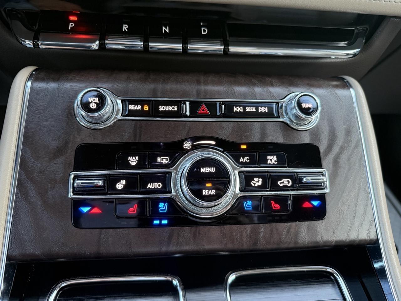 2021 Lincoln Aviator GRAND TOURING AWD - PLUG-IN HYBRID - NAVI - PANO! Photo