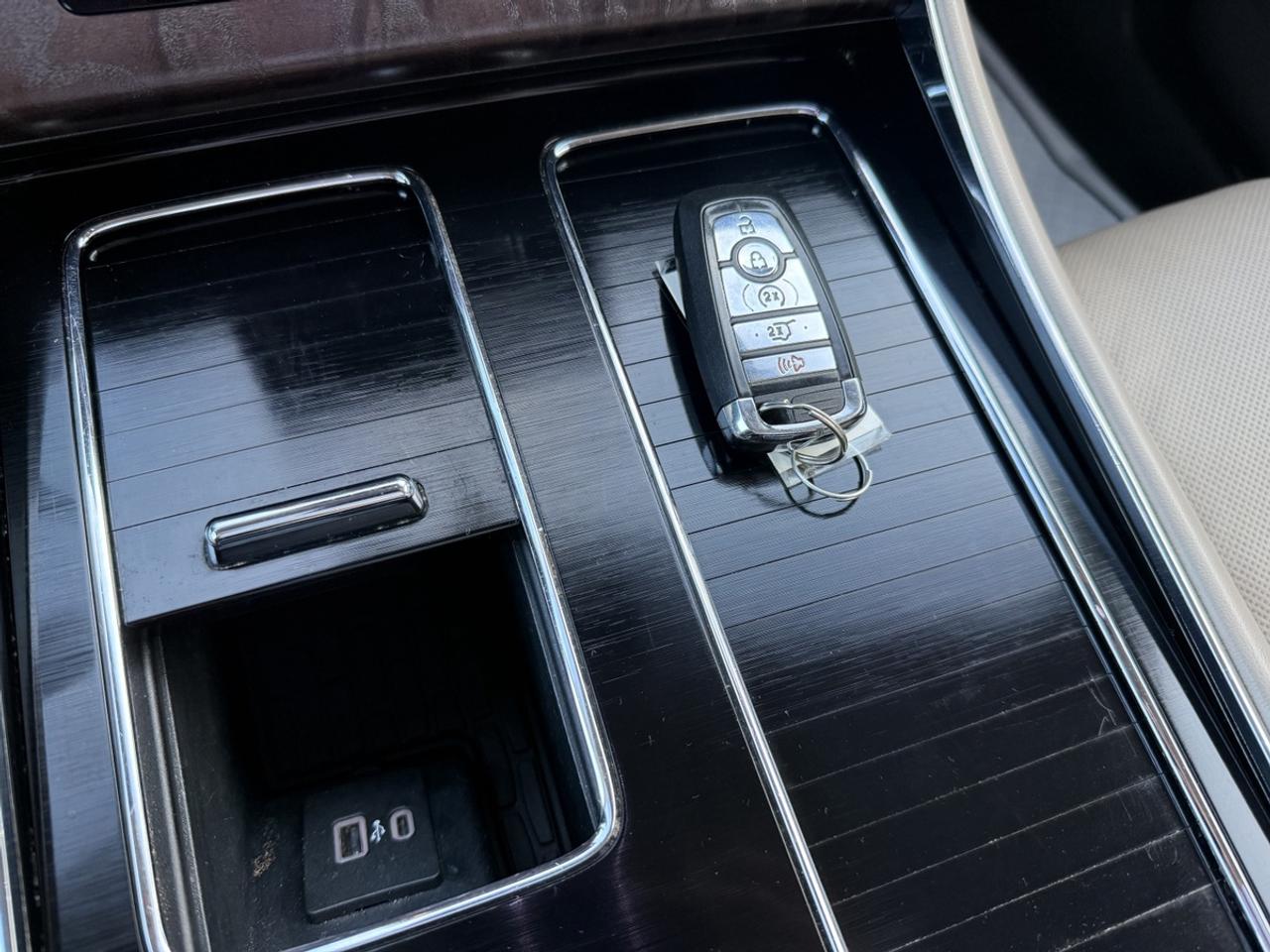 2021 Lincoln Aviator GRAND TOURING AWD - PLUG-IN HYBRID - NAVI - PANO! Photo