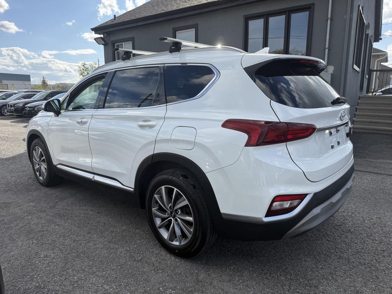 2019 Hyundai Santa Fe PREFERRED AWD - ONE OWNER - NO ACCIDENTS! Photo