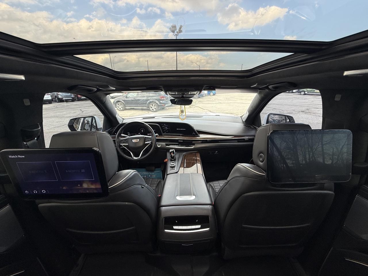2023 Cadillac Escalade Premium Luxury Photo