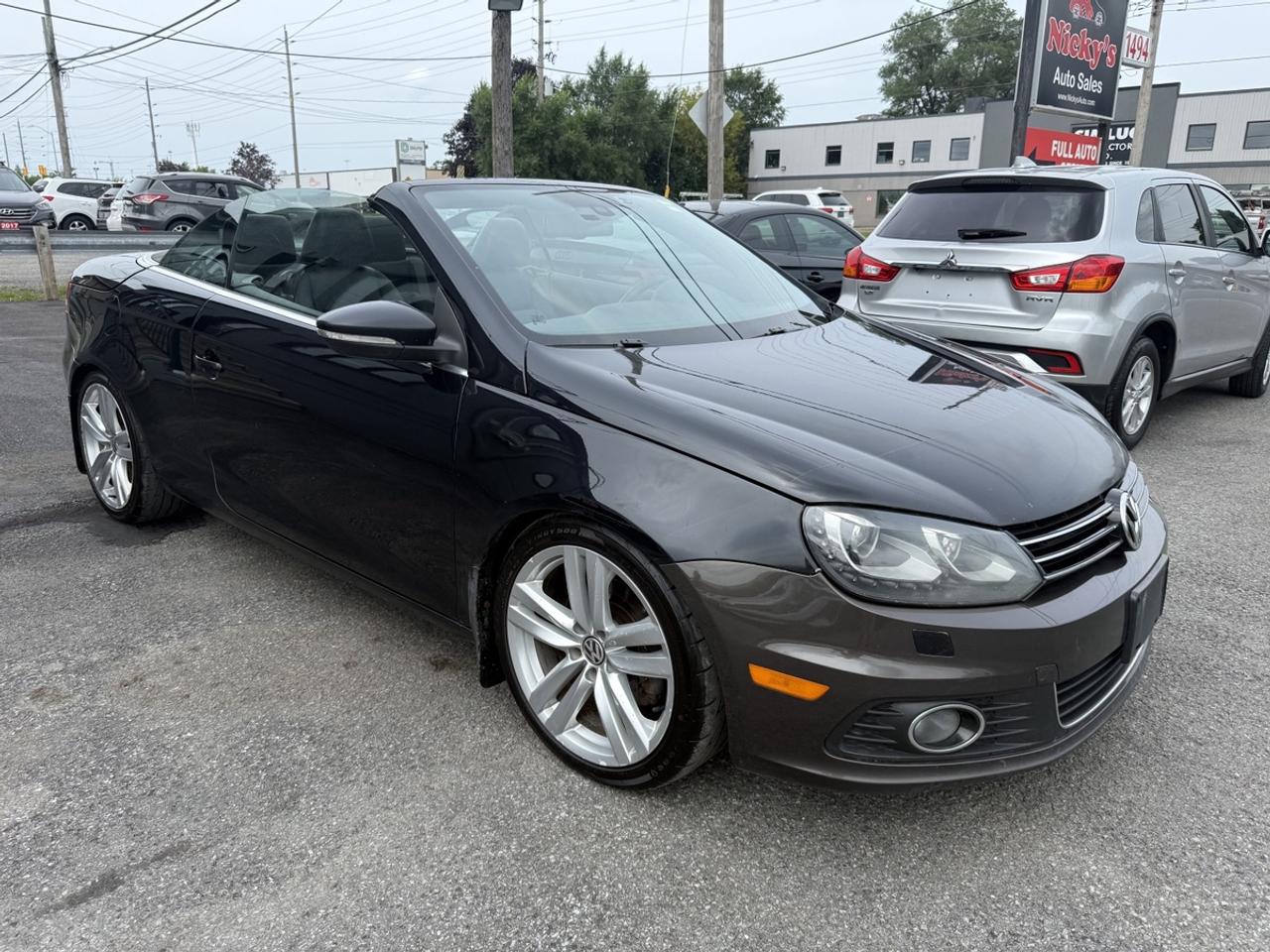 2014 Volkswagen Eos HIGHLINE - 2.0 TSI - CONVERTIBLE - NAVI - LOADED! Photo