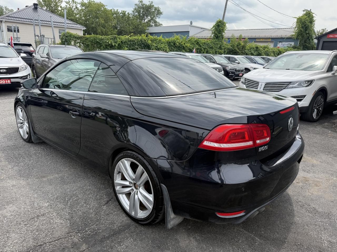 2014 Volkswagen Eos HIGHLINE - 2.0 TSI - CONVERTIBLE - NAVI - LOADED! Photo