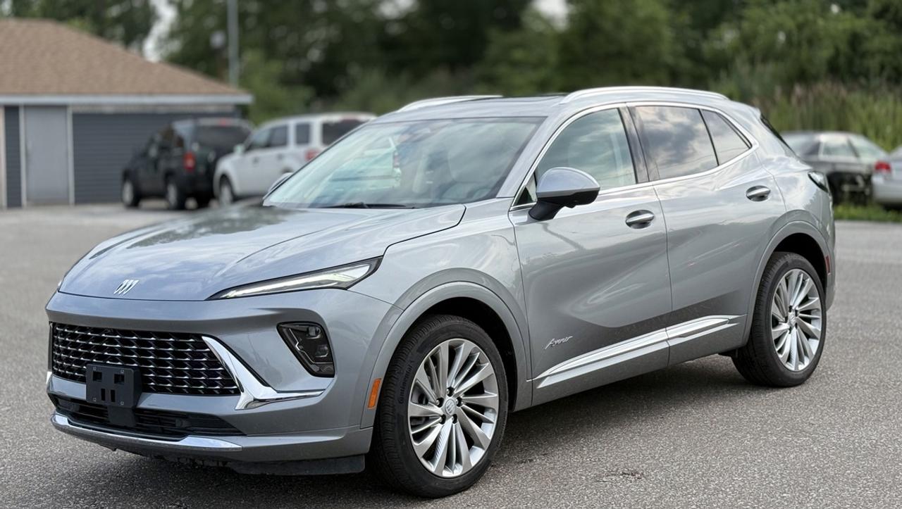 2024 Buick Envision Avenir Photo1