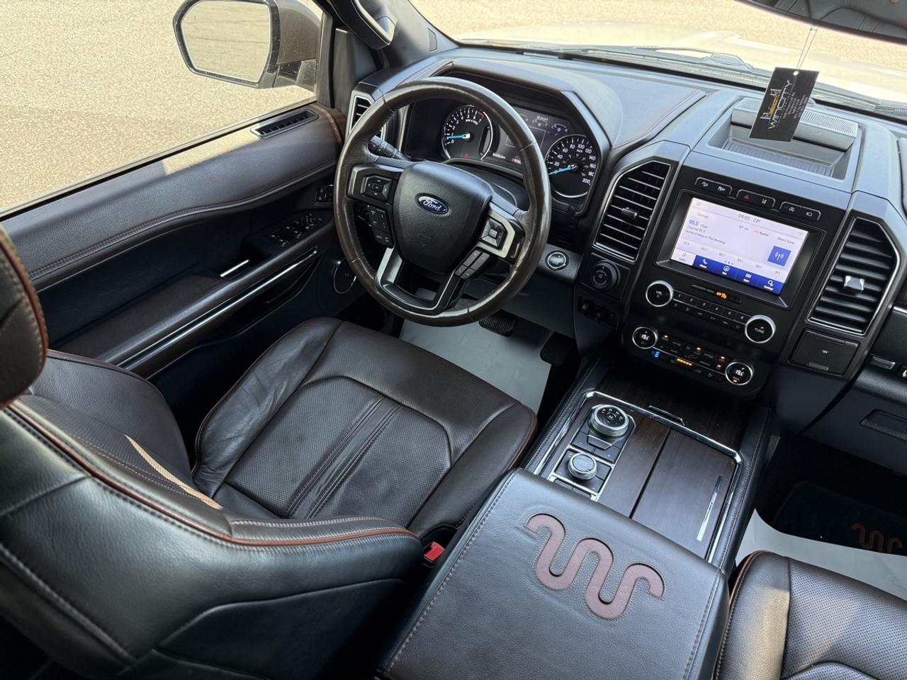 2021 Ford Expedition Max King Ranch Photo