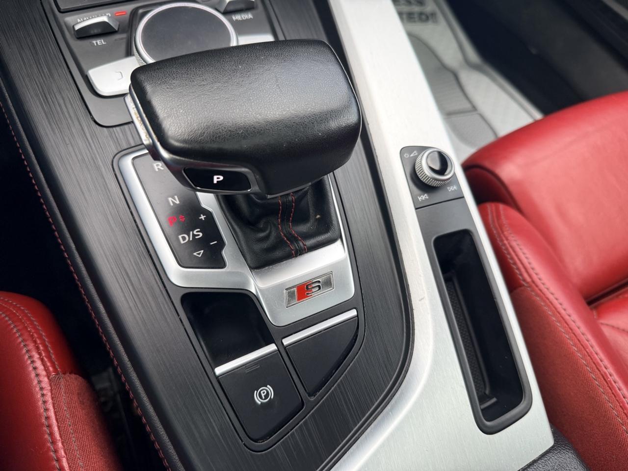 2018 Audi S4 TECHNIK PKG - AWD - NAVI - R.CAM! Photo