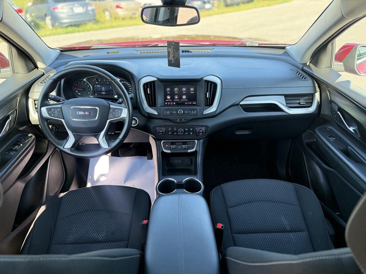 2024 GMC Terrain SLE Photo3