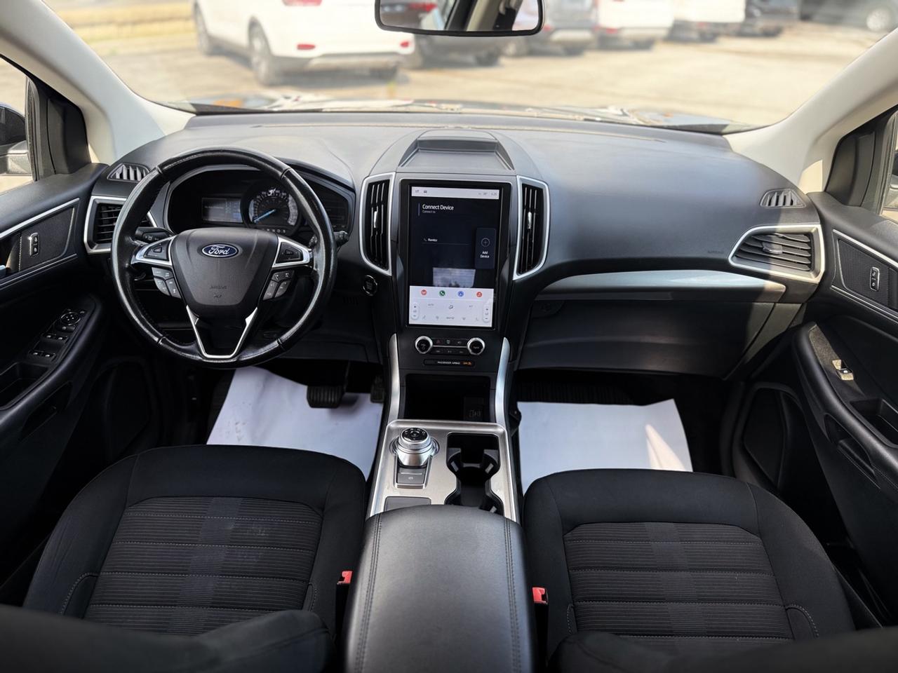 2023 Ford Edge SEL Photo