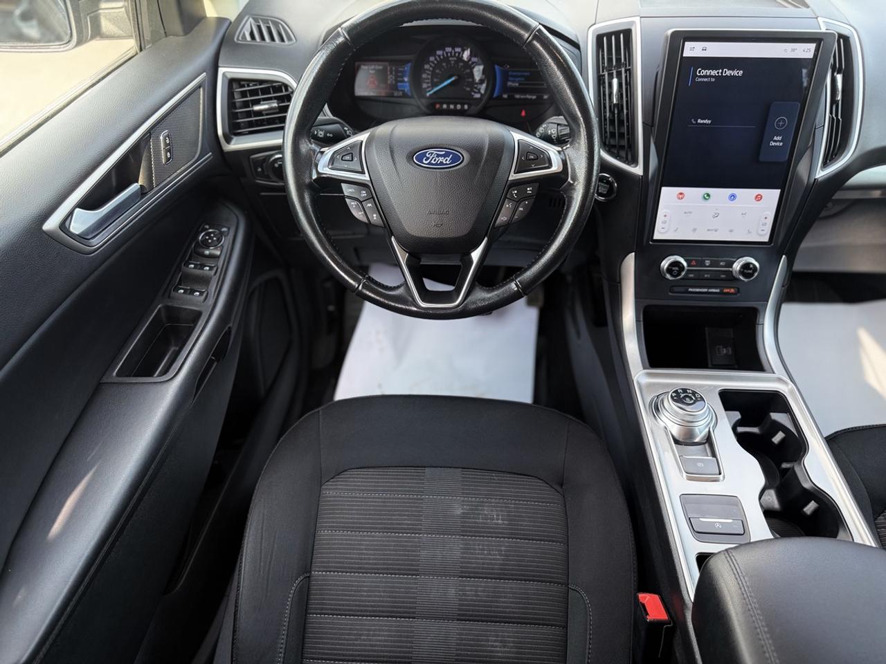 2023 Ford Edge SEL Photo