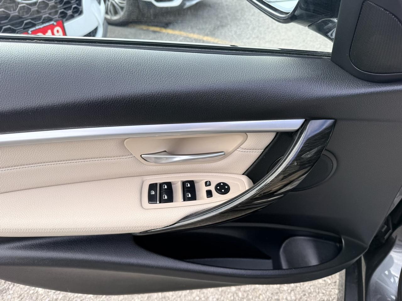 2018 BMW 3 Series 330i xDrive28i AWD - SPORT/M PKG - NAVI - R.CAM! Photo