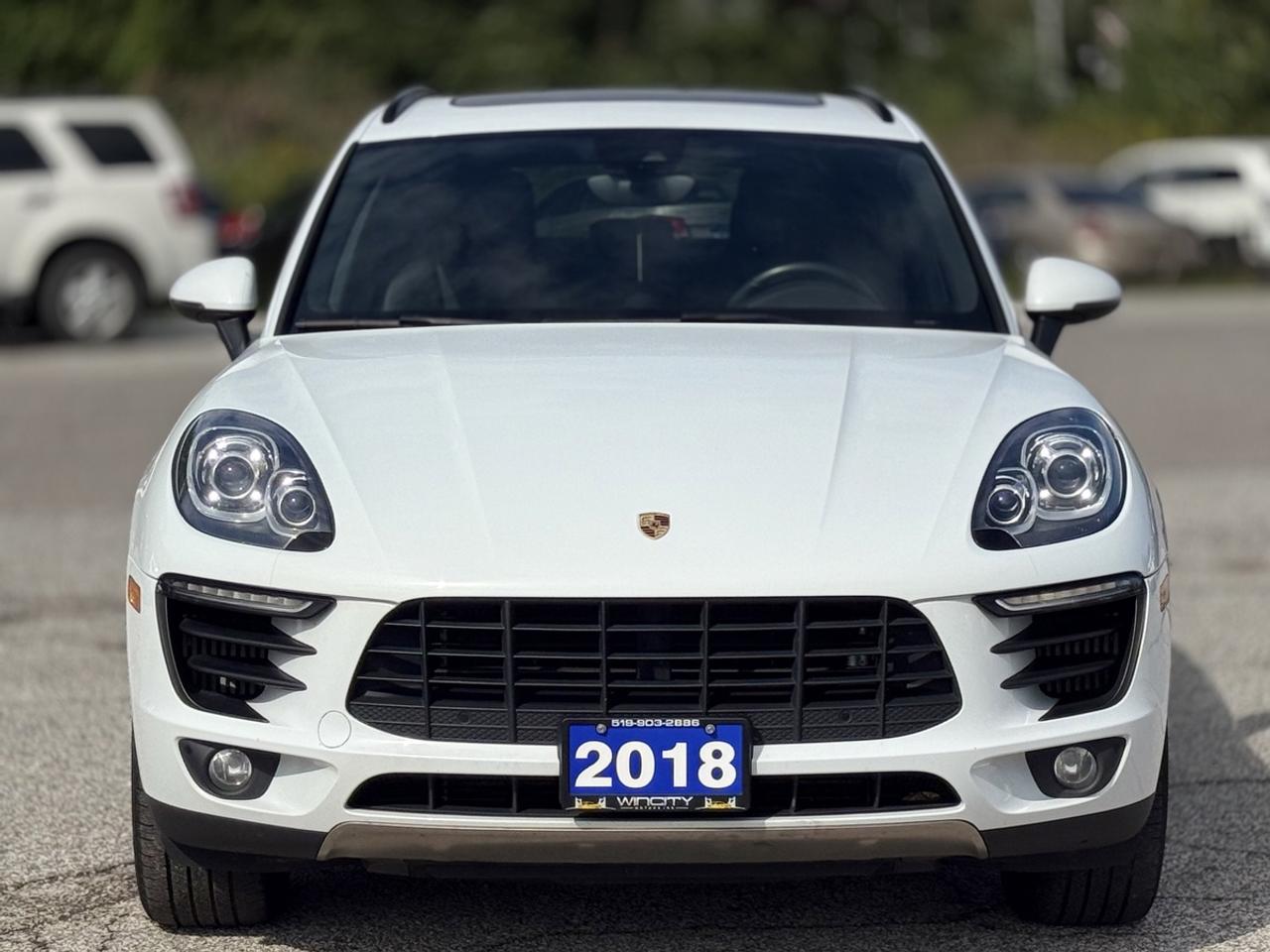 2018 Porsche Macan Base Photo0