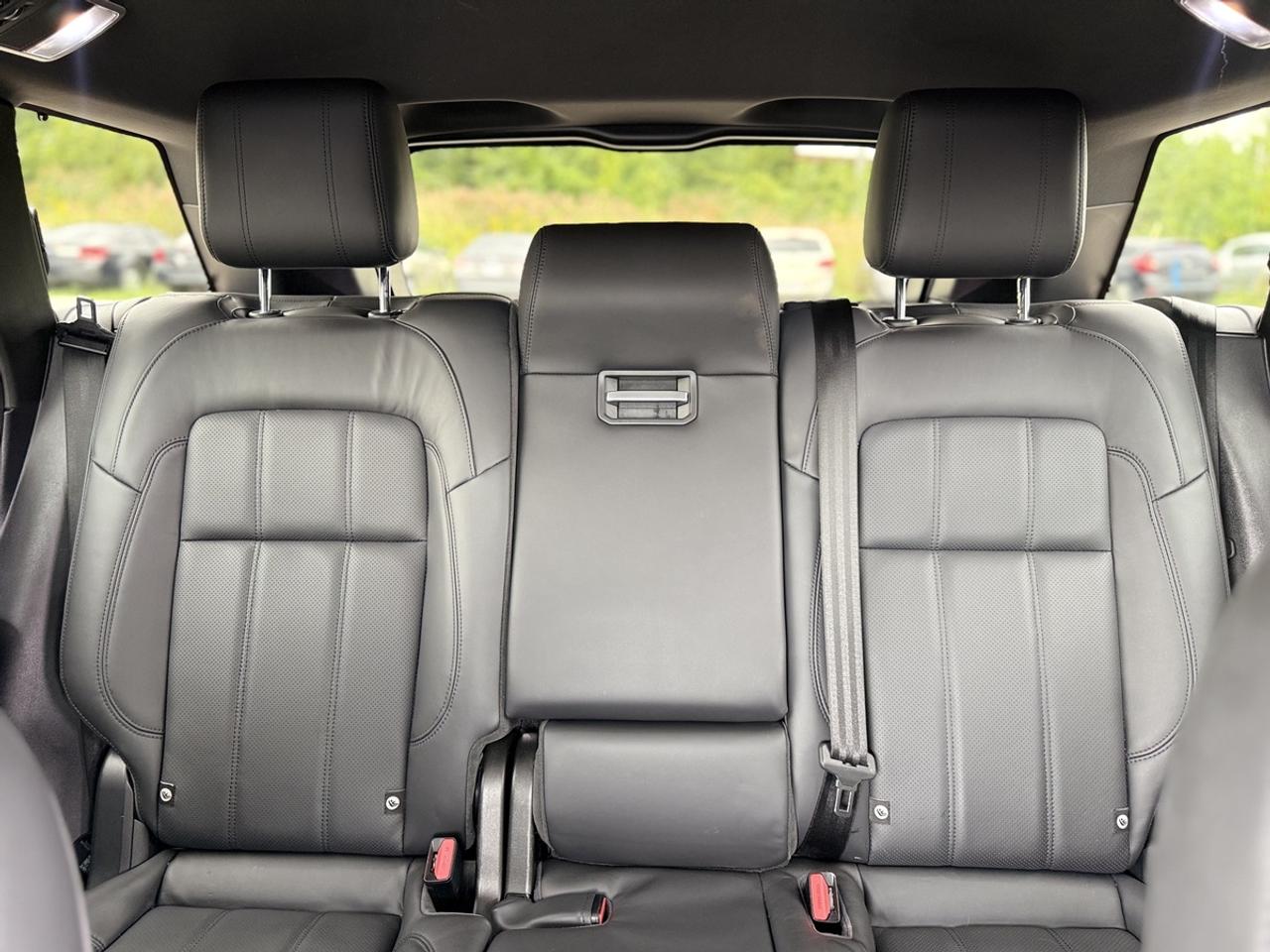 2019 Land Rover Range Rover Sport HSE Photo