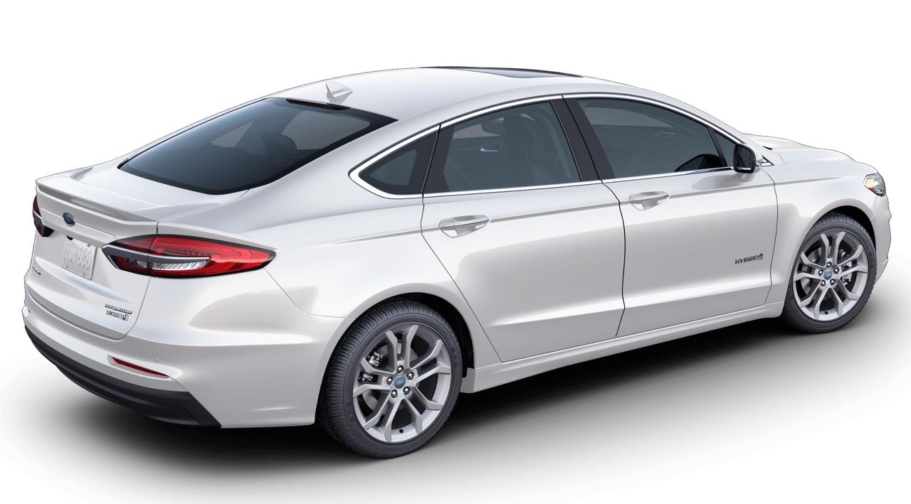 2019 Ford Fusion Titanium Photo2