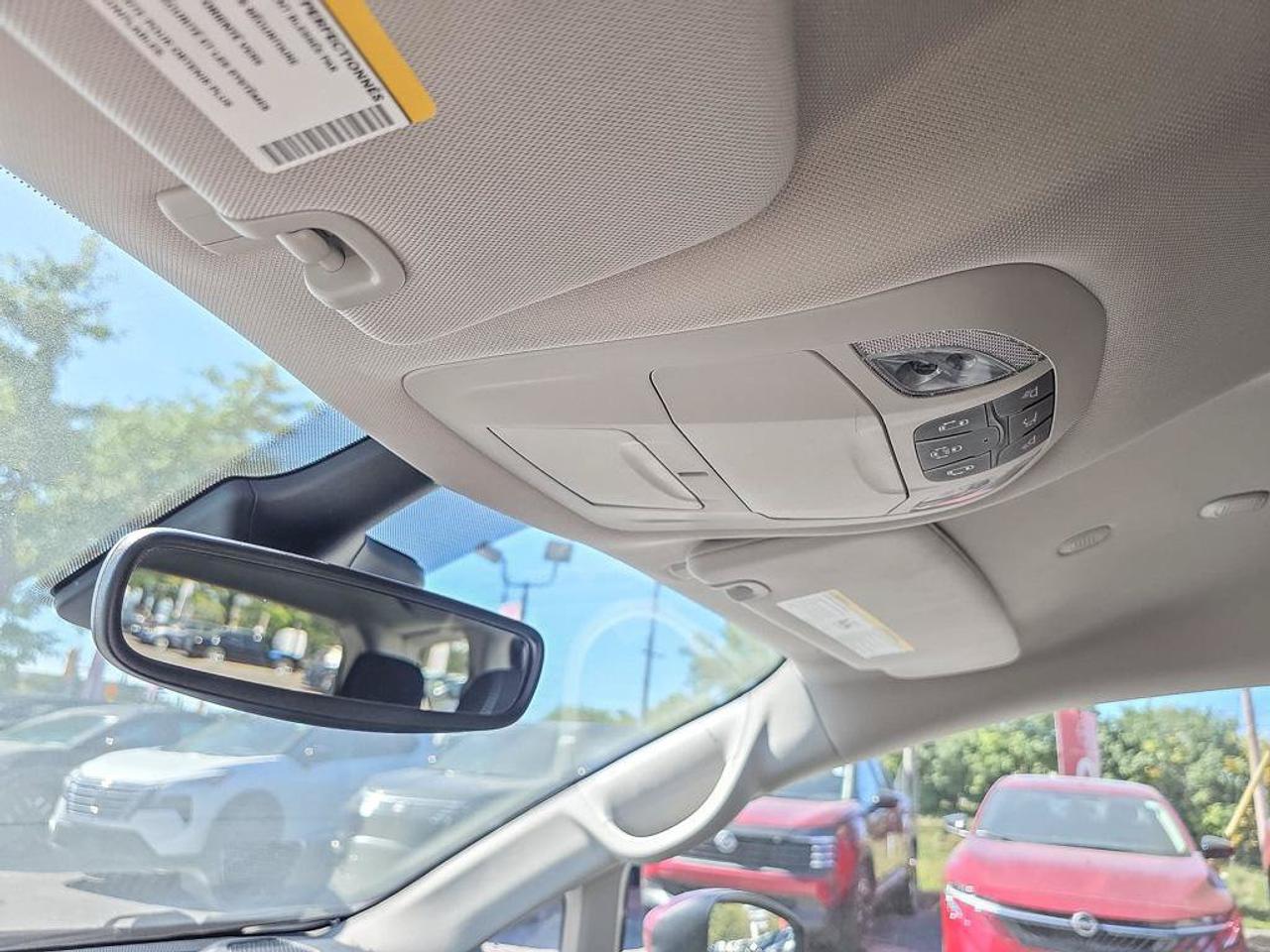 2023 Chrysler Grand Caravan SXT Photo