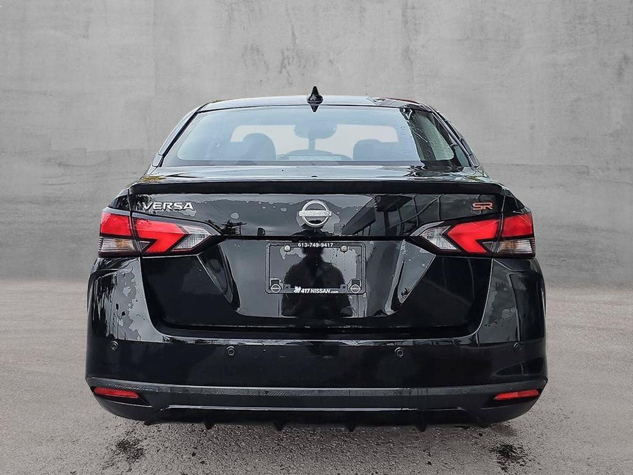 2024 Nissan Versa SR | Apple Car Play | Android Auto | Heated Seats | Photo