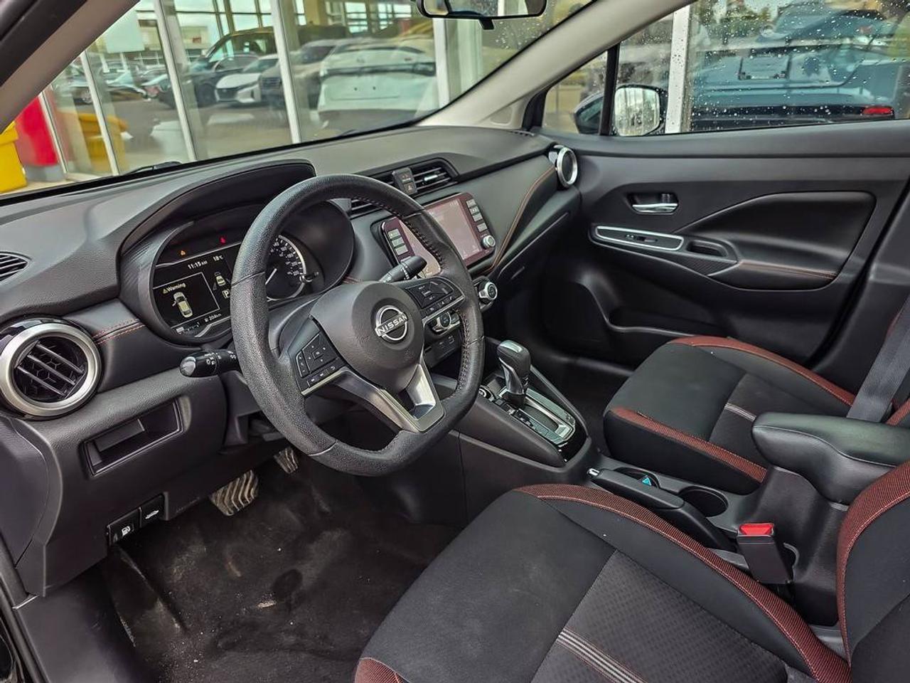 2024 Nissan Versa SR | Apple Car Play | Android Auto | Heated Seats | Photo