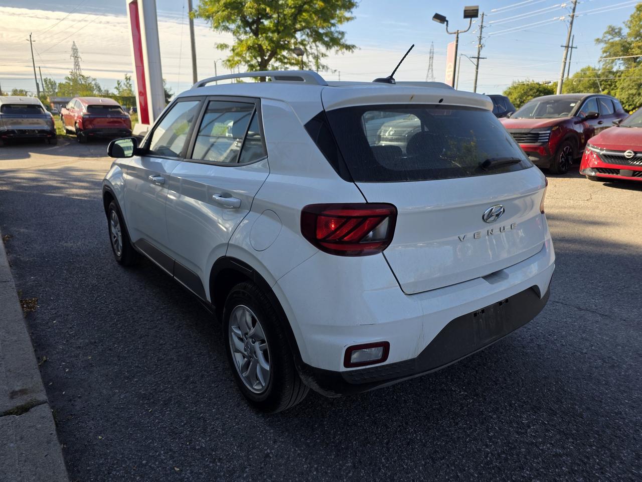 2023 Hyundai Venue PREFERRED Photo