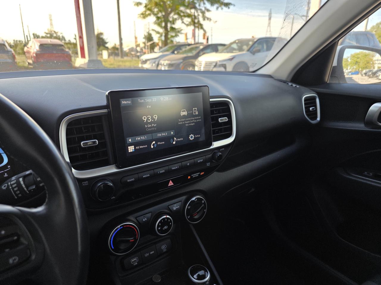2023 Hyundai Venue PREFERRED Photo