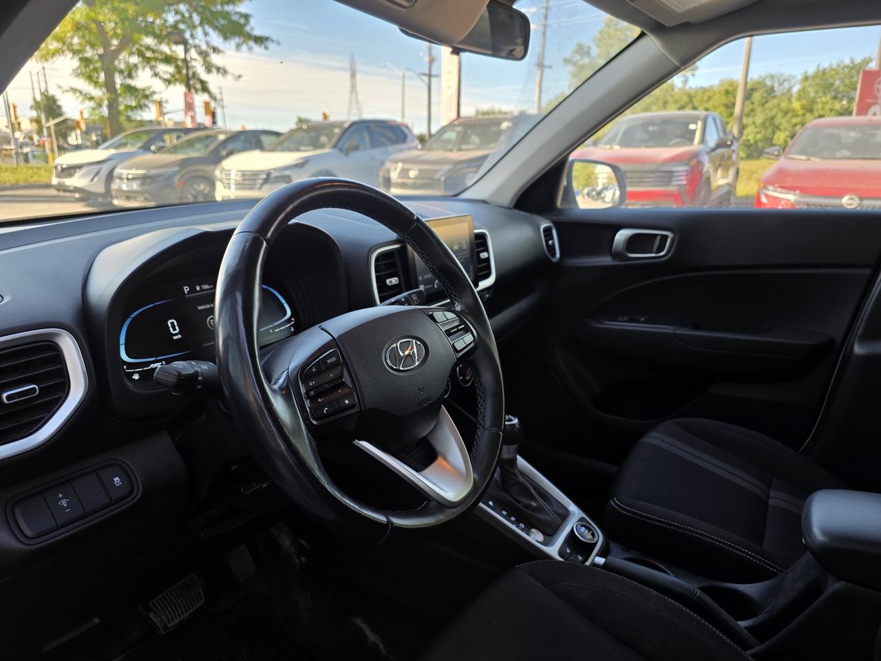 2023 Hyundai Venue PREFERRED Photo