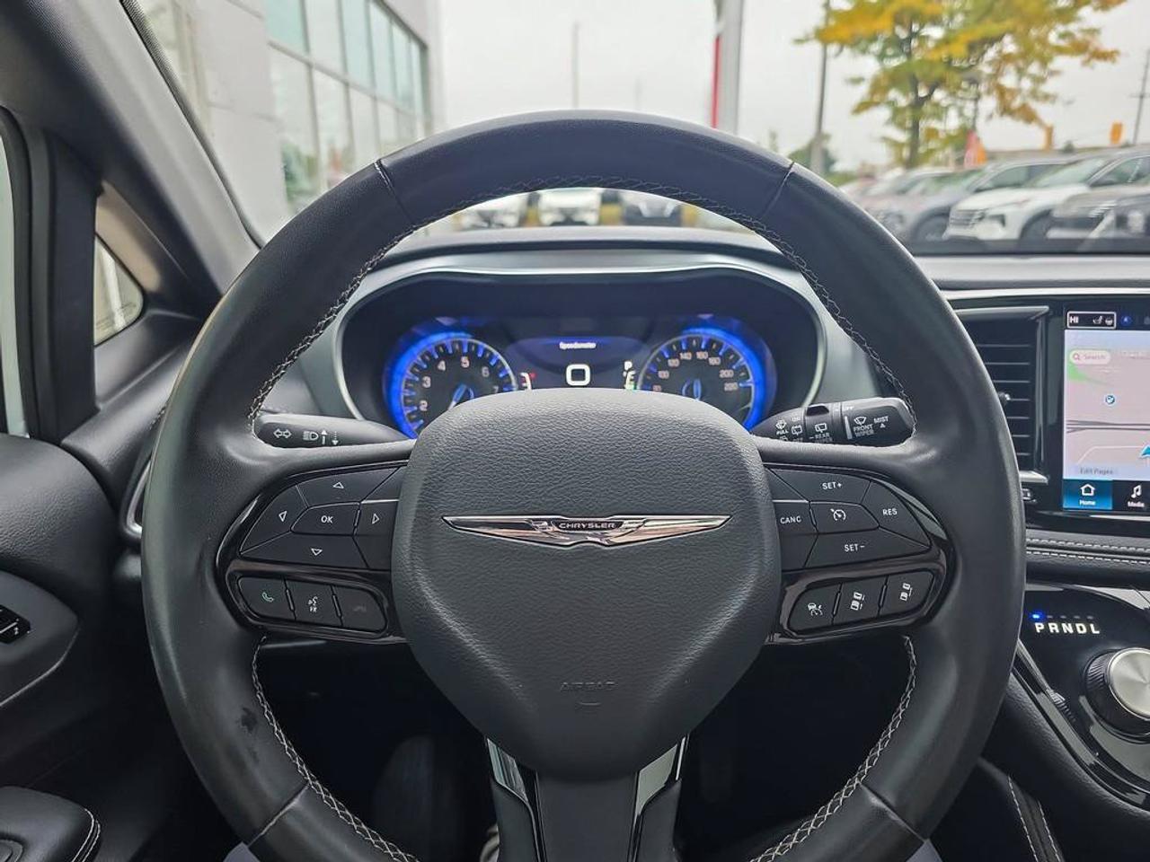 2025 Chrysler Pacifica Limited Photo