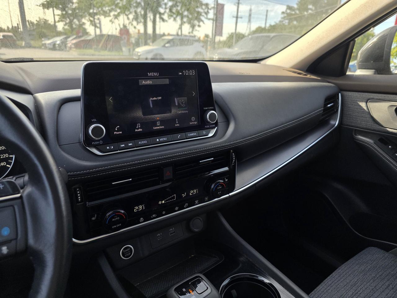 2022 Nissan Rogue SV AWD | Apple Car Play | Android Auto Photo